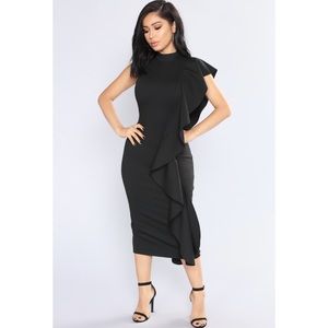 🖤 Break Through Ruffle Dress - Black 🖤 (NWT)